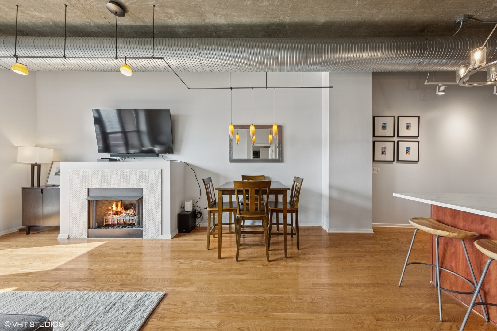 849 N Franklin Street Unit: 722