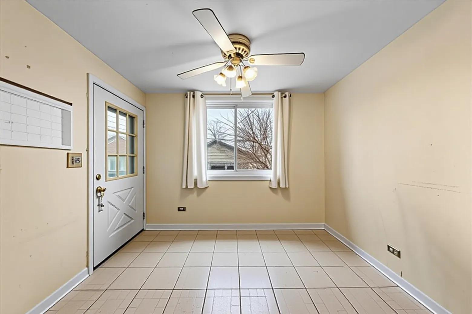 5021 W Irving Park Road