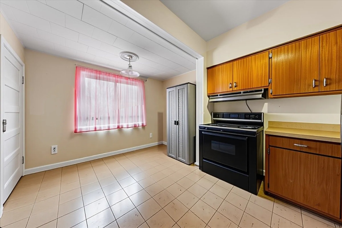 5021 W Irving Park Road