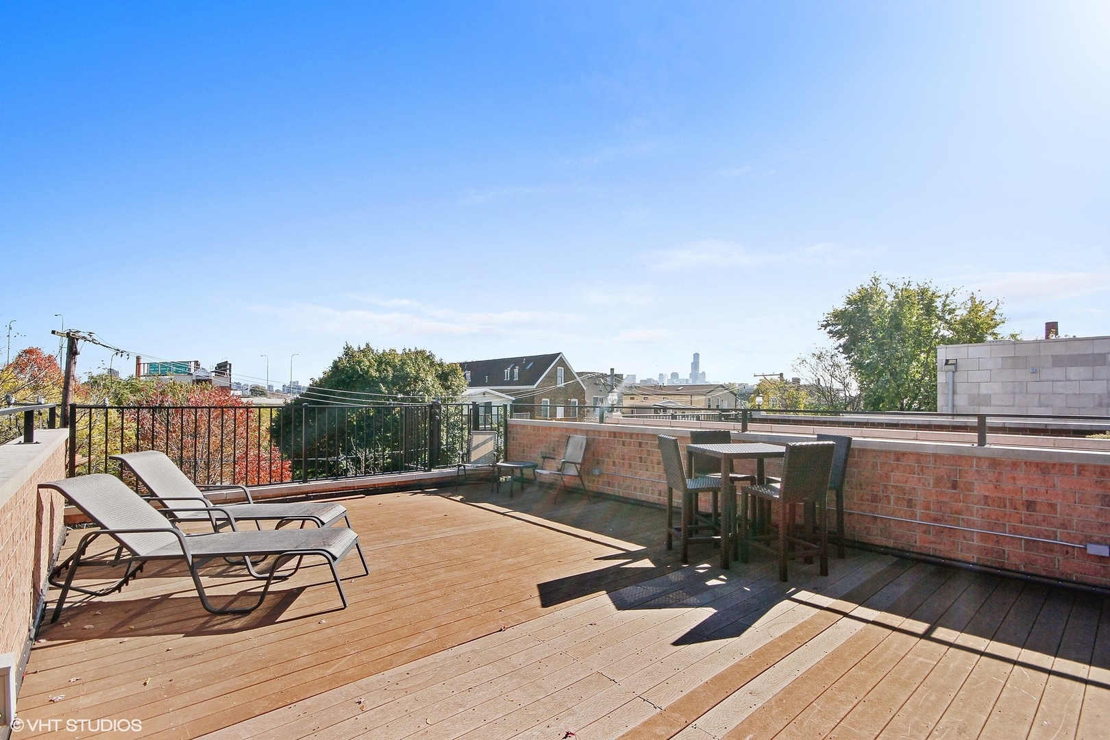 1729 N Marshfield Avenue