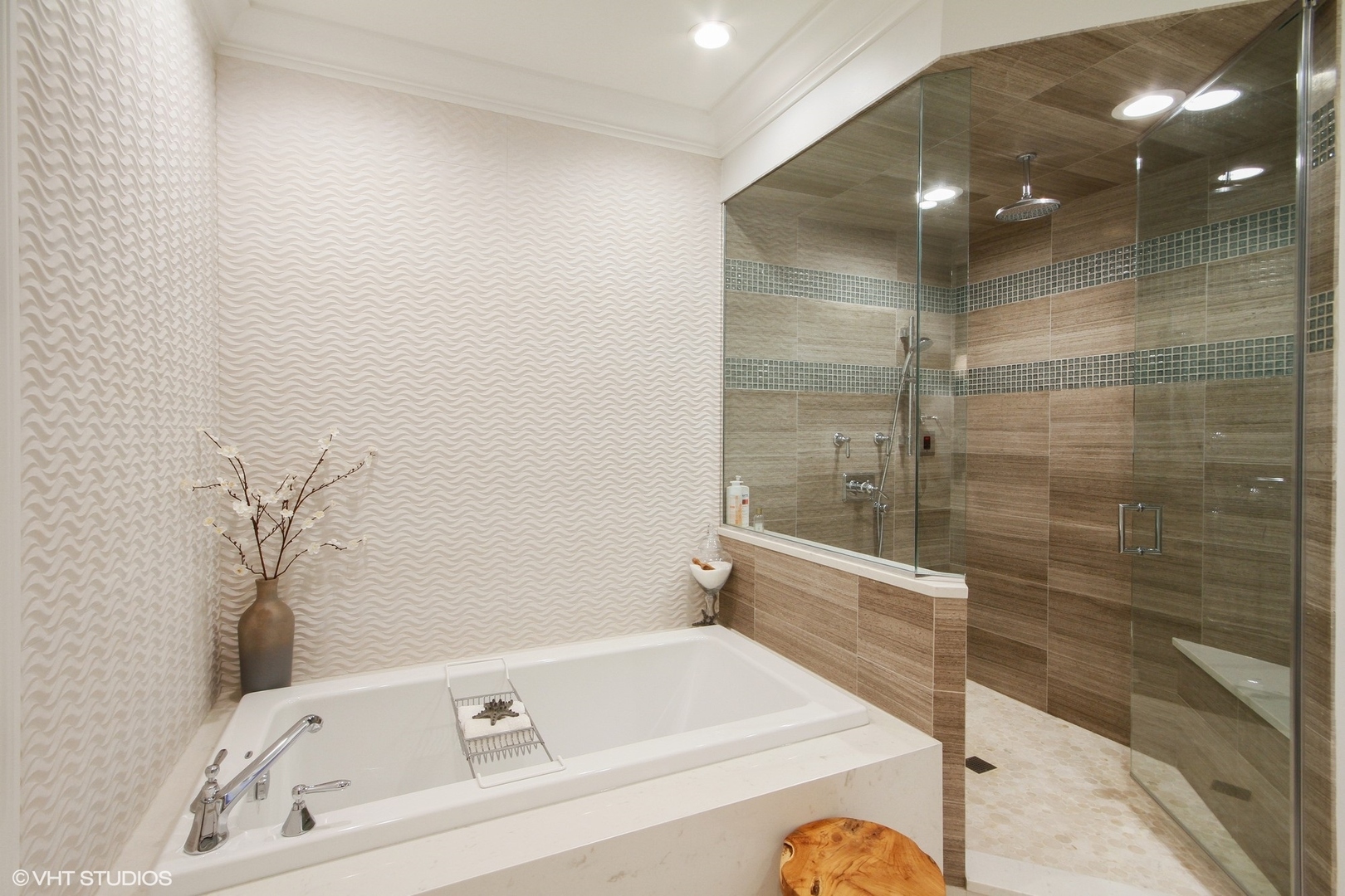 1729 N Marshfield Avenue