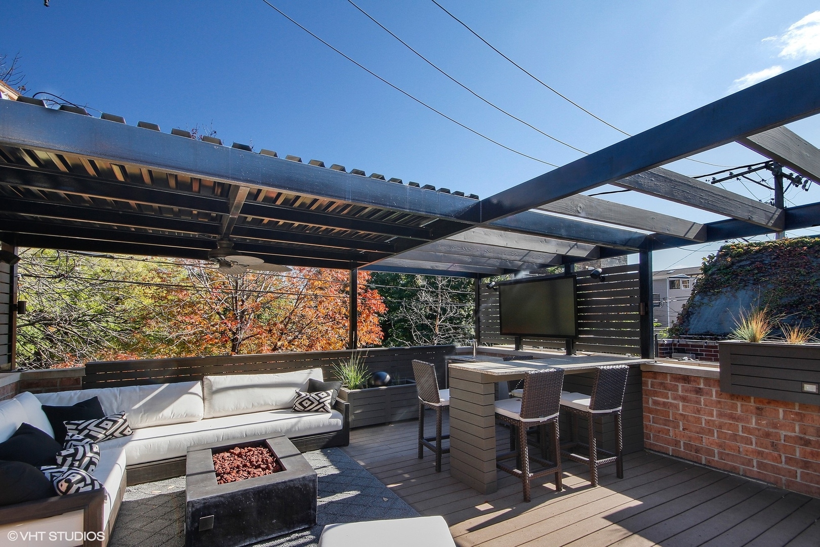 1729 N Marshfield Avenue