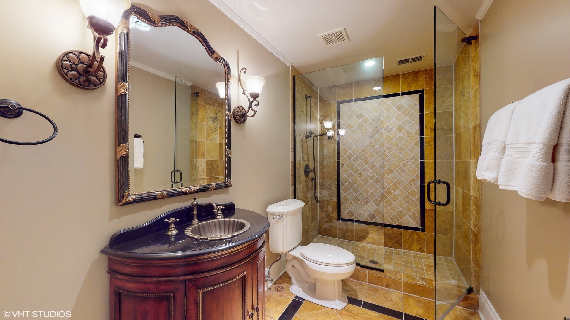 1729 N Marshfield Avenue