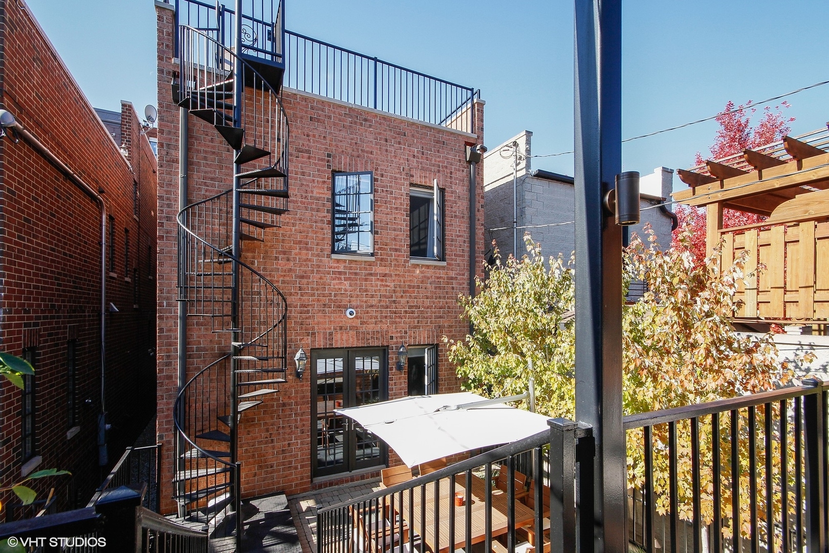 1729 N Marshfield Avenue