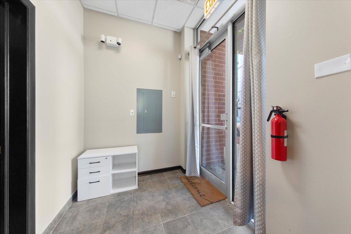 2037 S Indiana Avenue