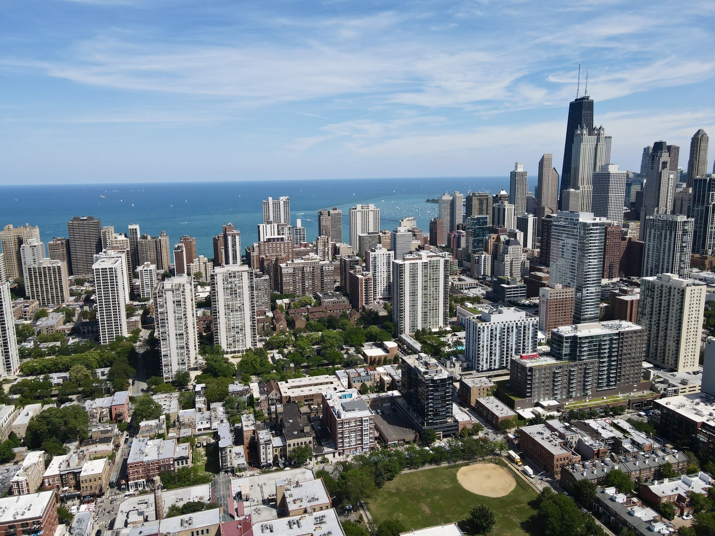 210 W Scott Street Unit: I