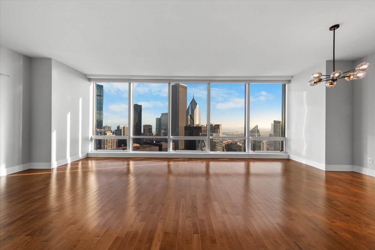 401 N WABASH Avenue Unit: 43H