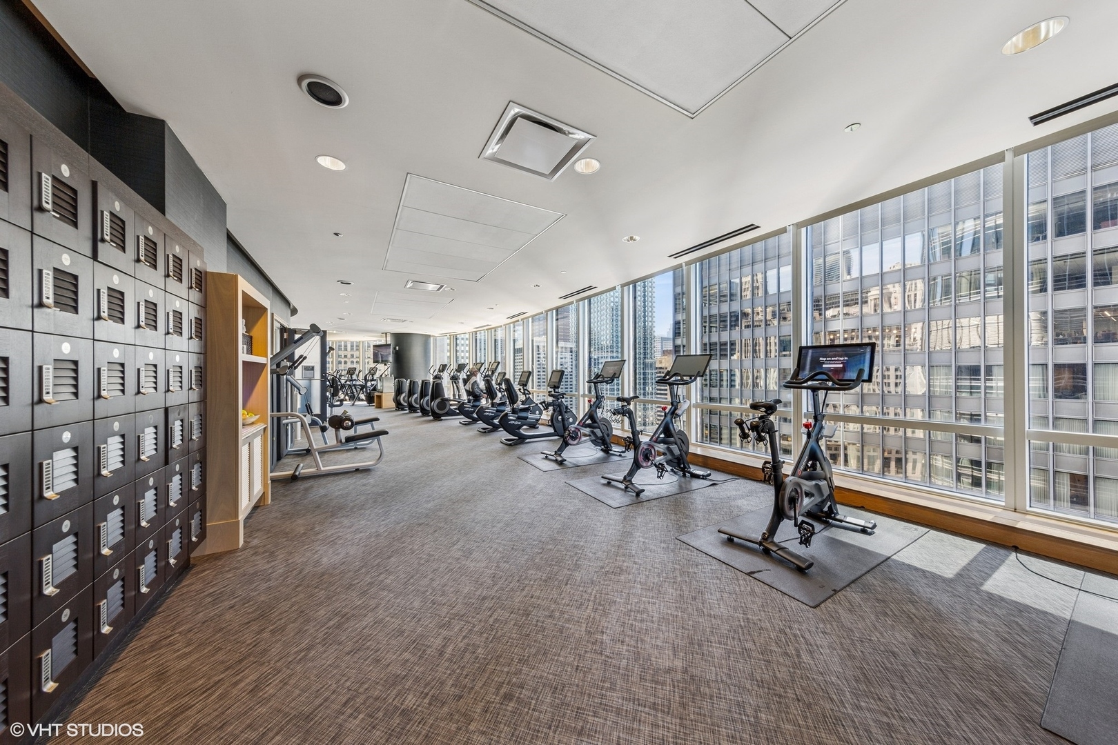 401 N WABASH Avenue Unit: 43H