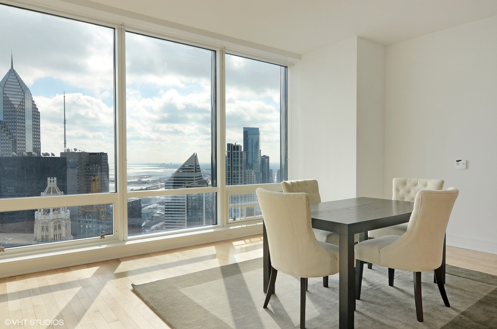 401 N WABASH Avenue Unit: 43H