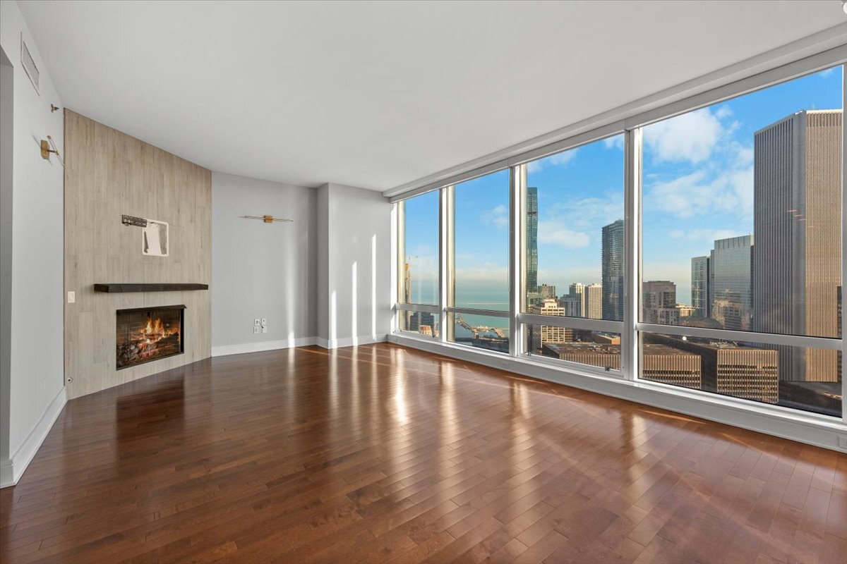 401 N WABASH Avenue Unit: 43H