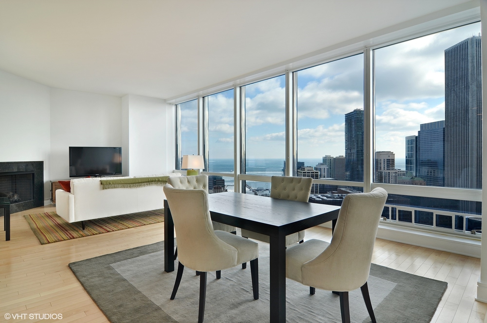401 N WABASH Avenue Unit: 43H
