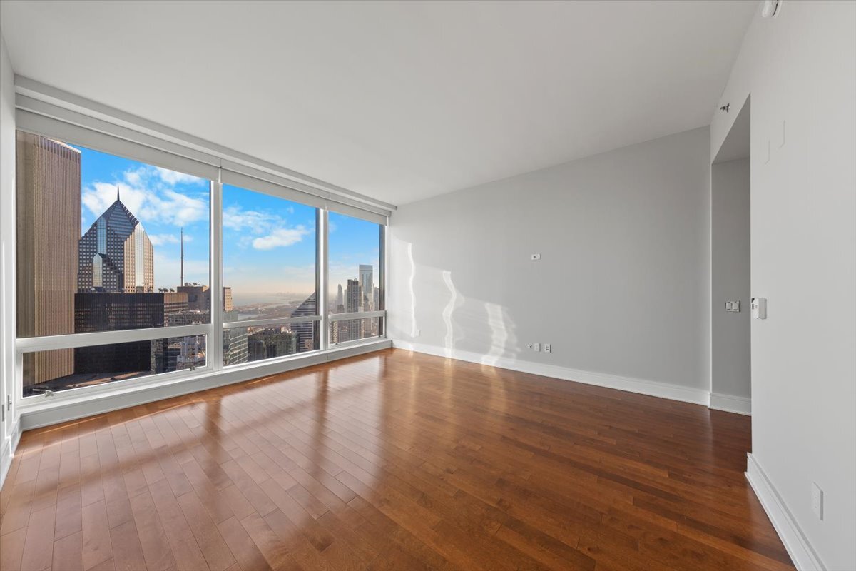 401 N WABASH Avenue Unit: 43H