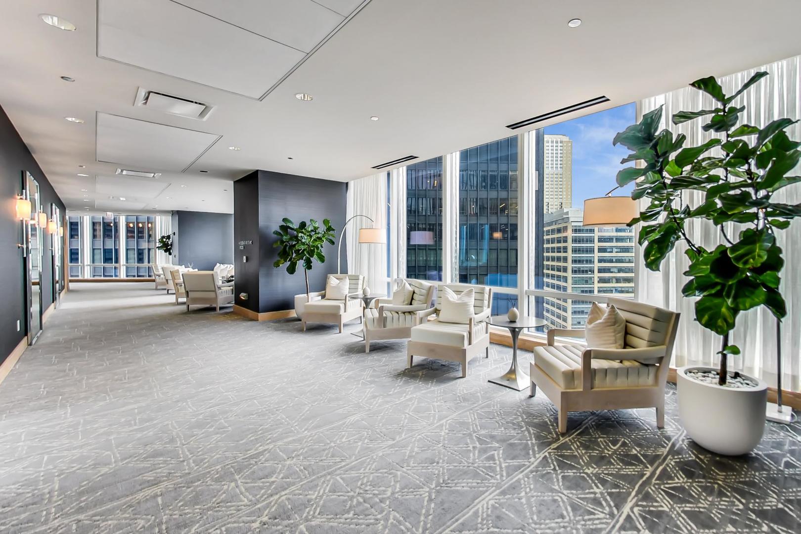 401 N WABASH Avenue Unit: 43H