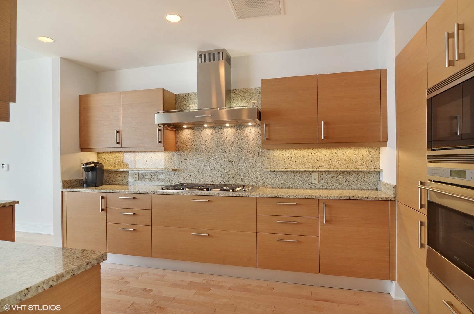 401 N WABASH Avenue Unit: 43H