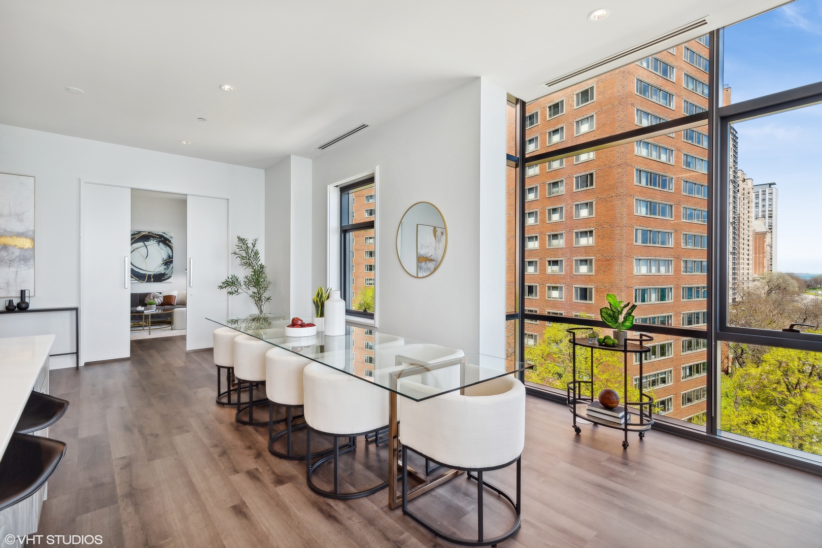 61 E Banks Street Unit: 504