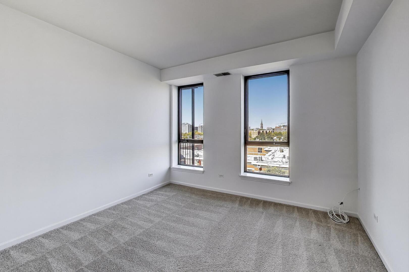 343 W OLD TOWN Court Unit: 604