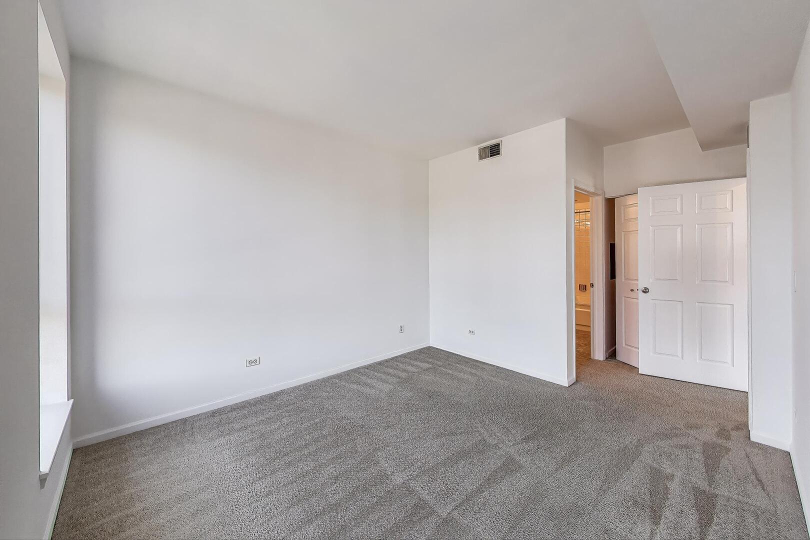 343 W OLD TOWN Court Unit: 604