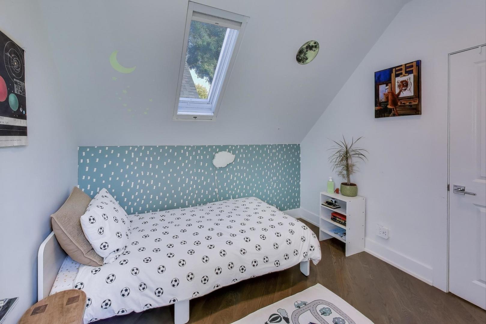 3043 W Diversey Avenue