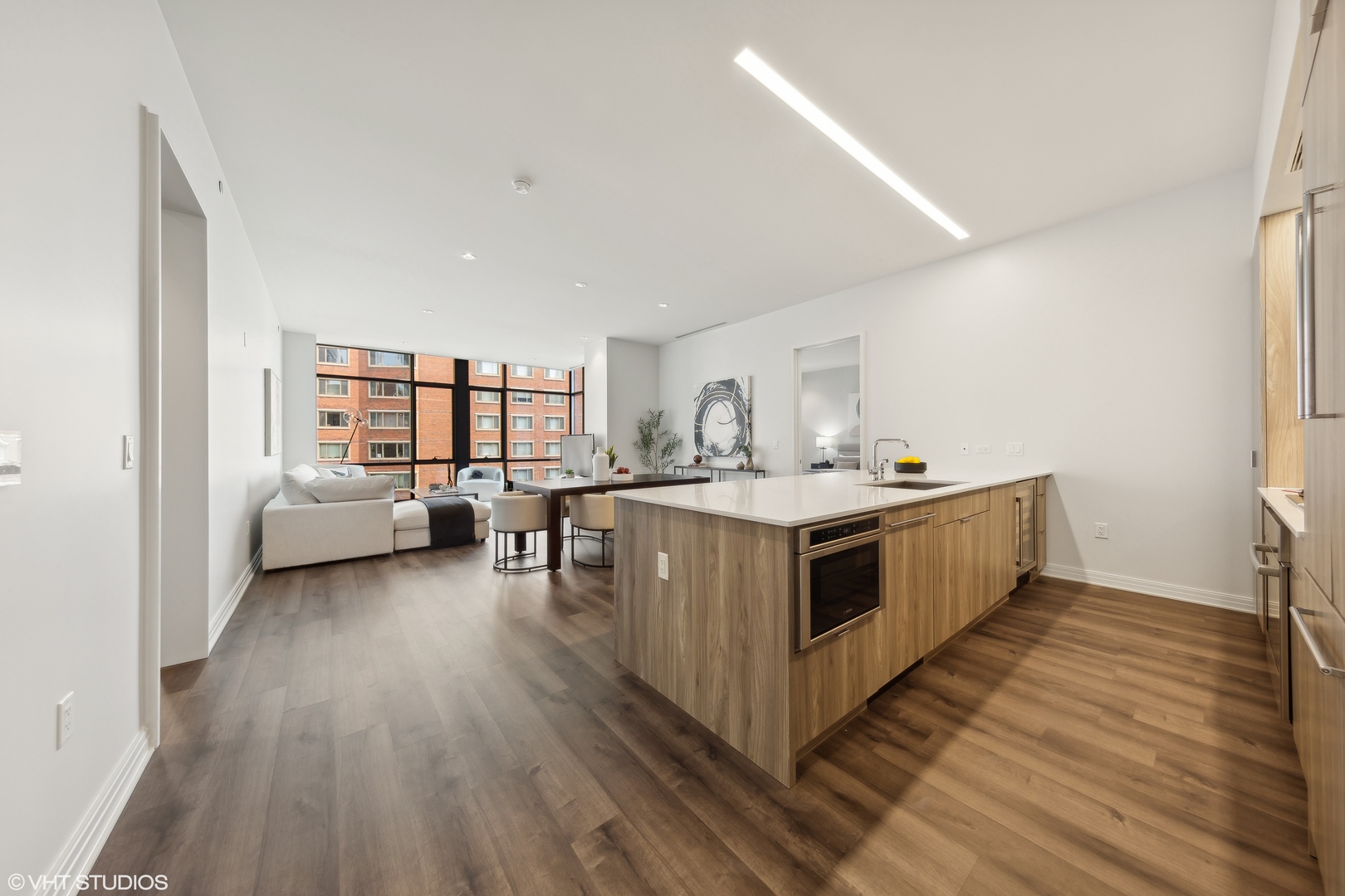 61 E Banks Street Unit: 802