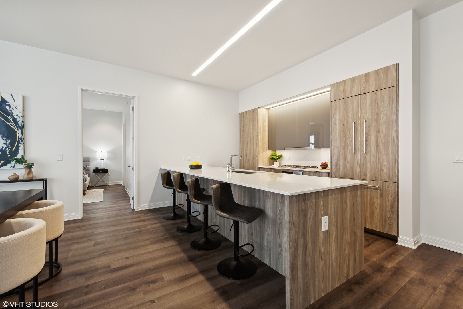 61 E Banks Street Unit: 802