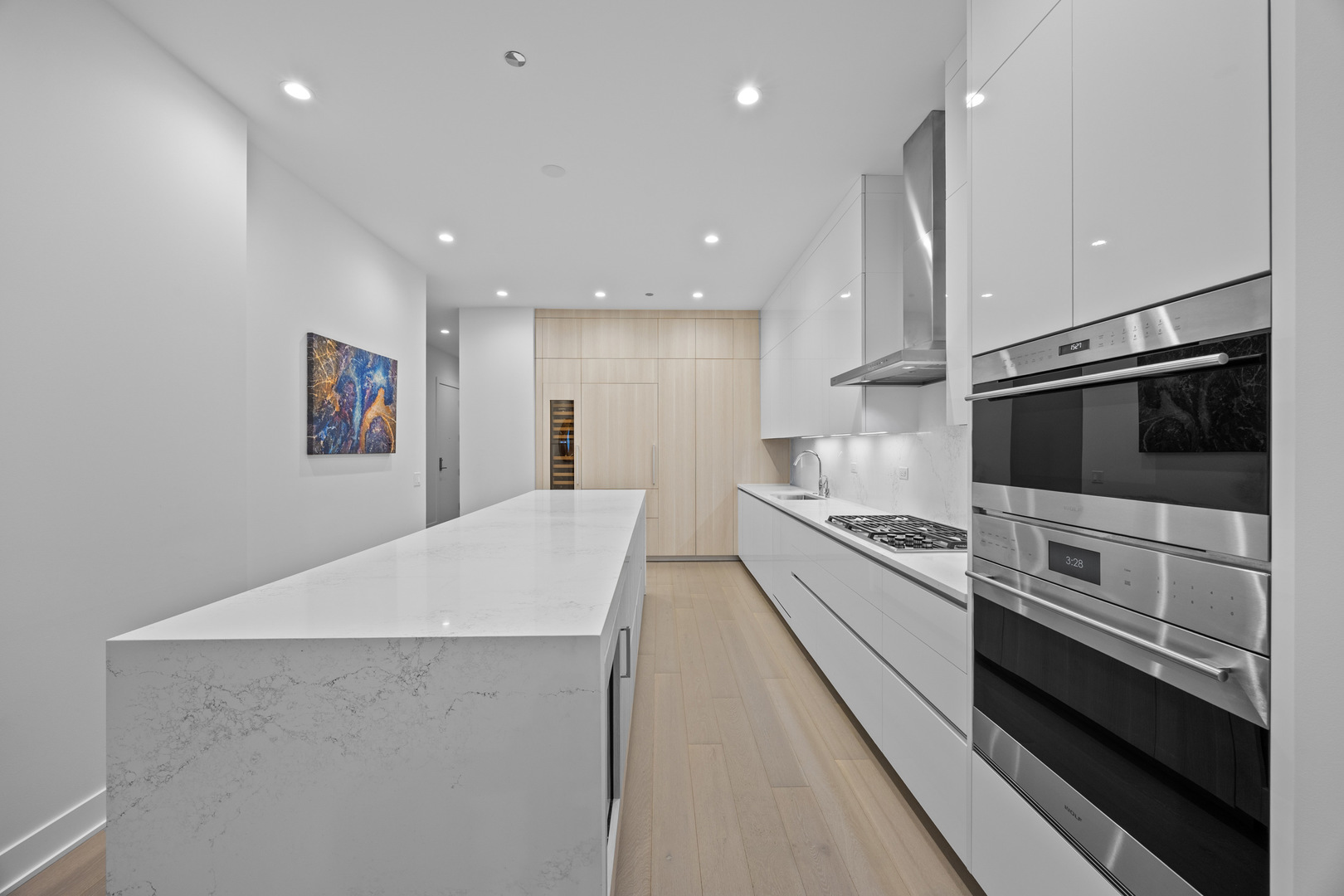 305 S Racine Avenue Unit: PH-D