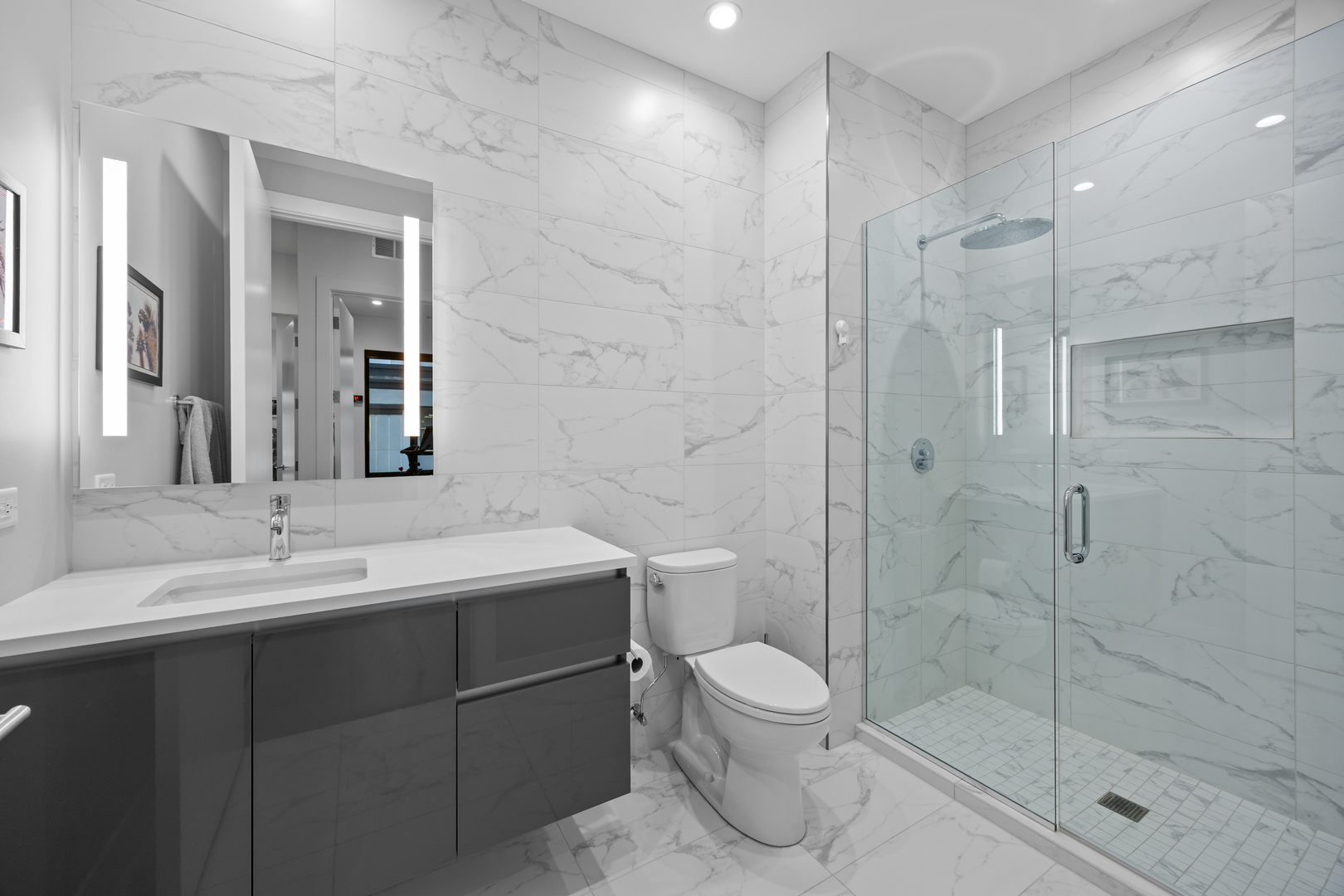 305 S Racine Avenue Unit: PH-D