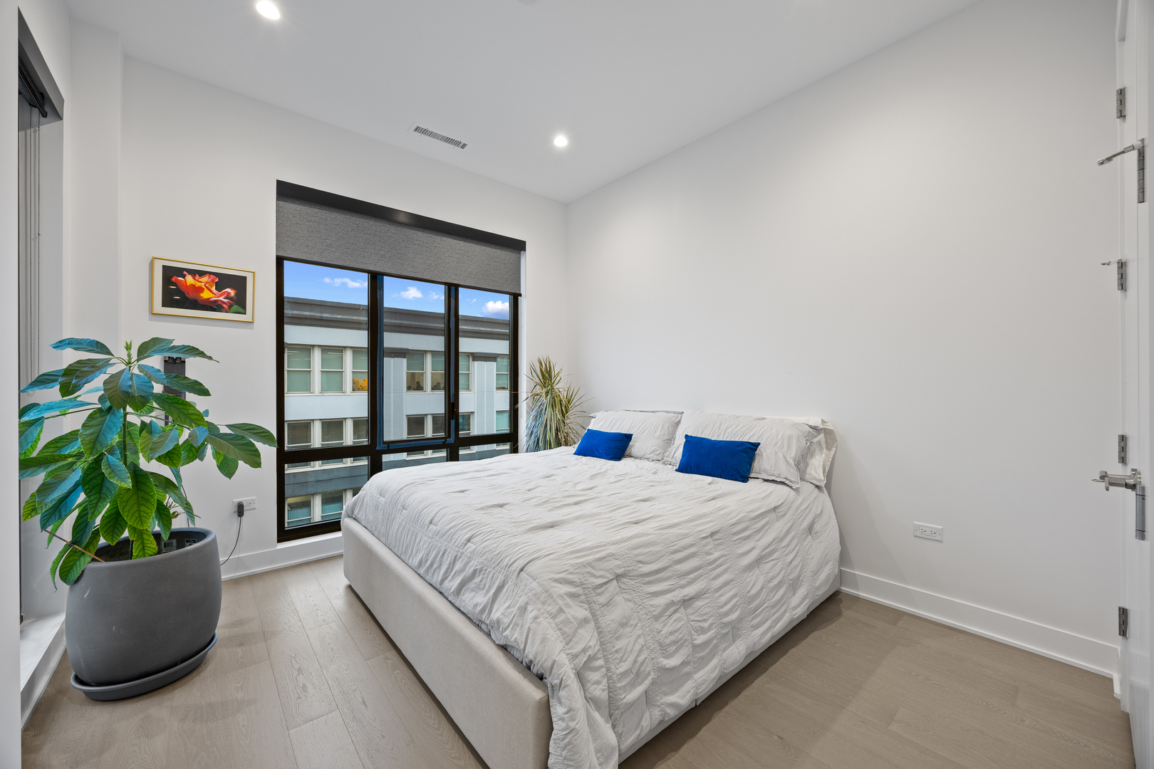 305 S Racine Avenue Unit: PH-D