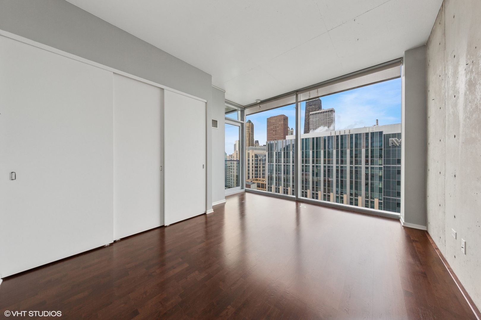 600 N Fairbanks Court Unit: 3303