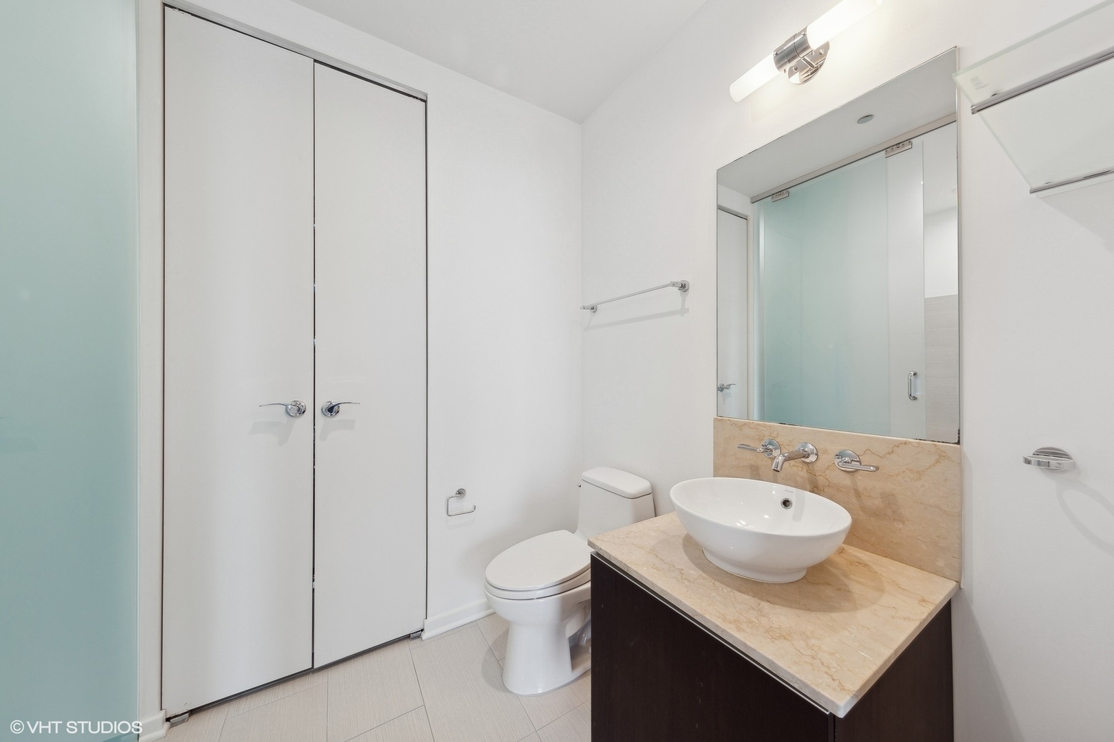 600 N Fairbanks Court Unit: 3303