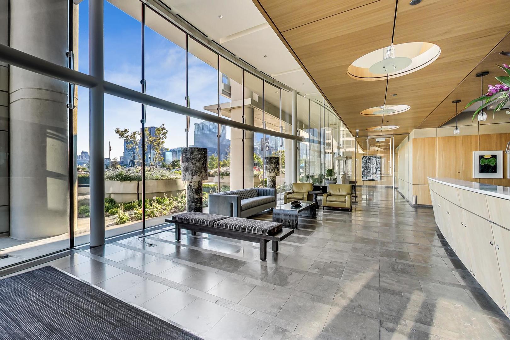 340 E Randolph Street Unit: 4901