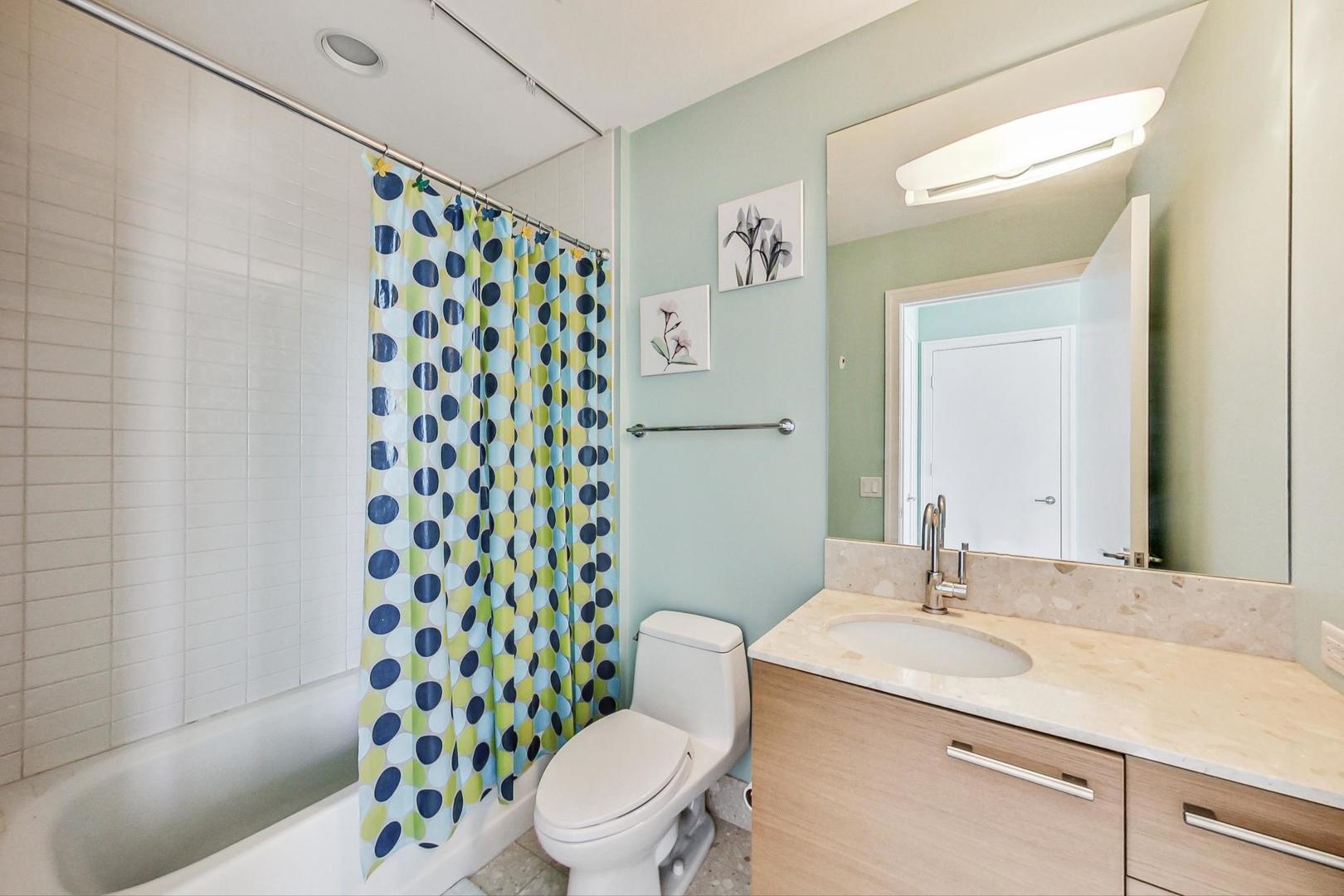 340 E Randolph Street Unit: 4901