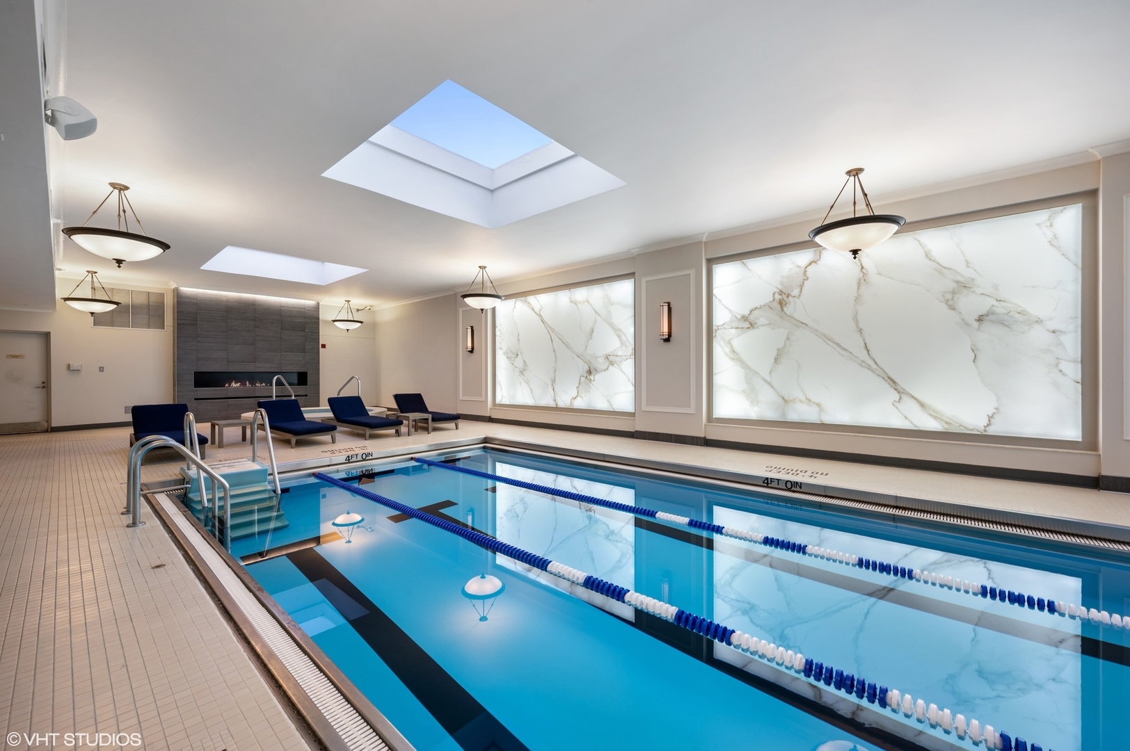 57 E Delaware Place Unit: 2805