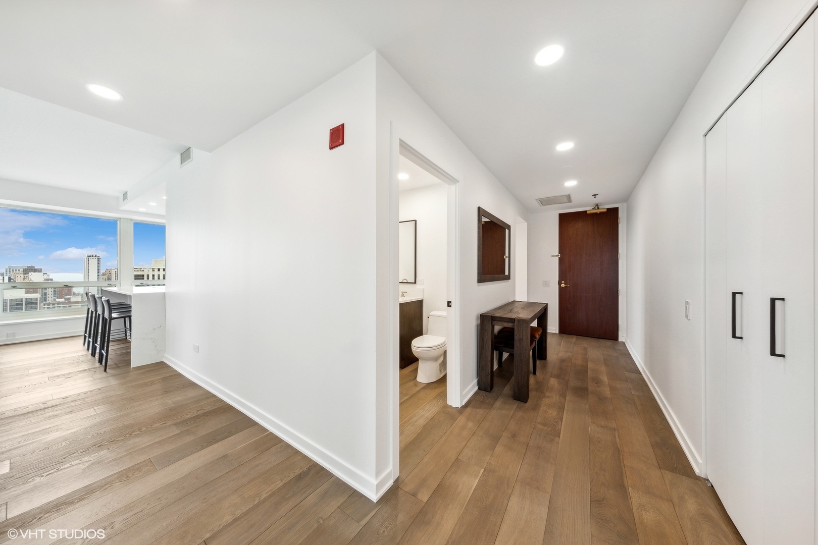 57 E Delaware Place Unit: 2805