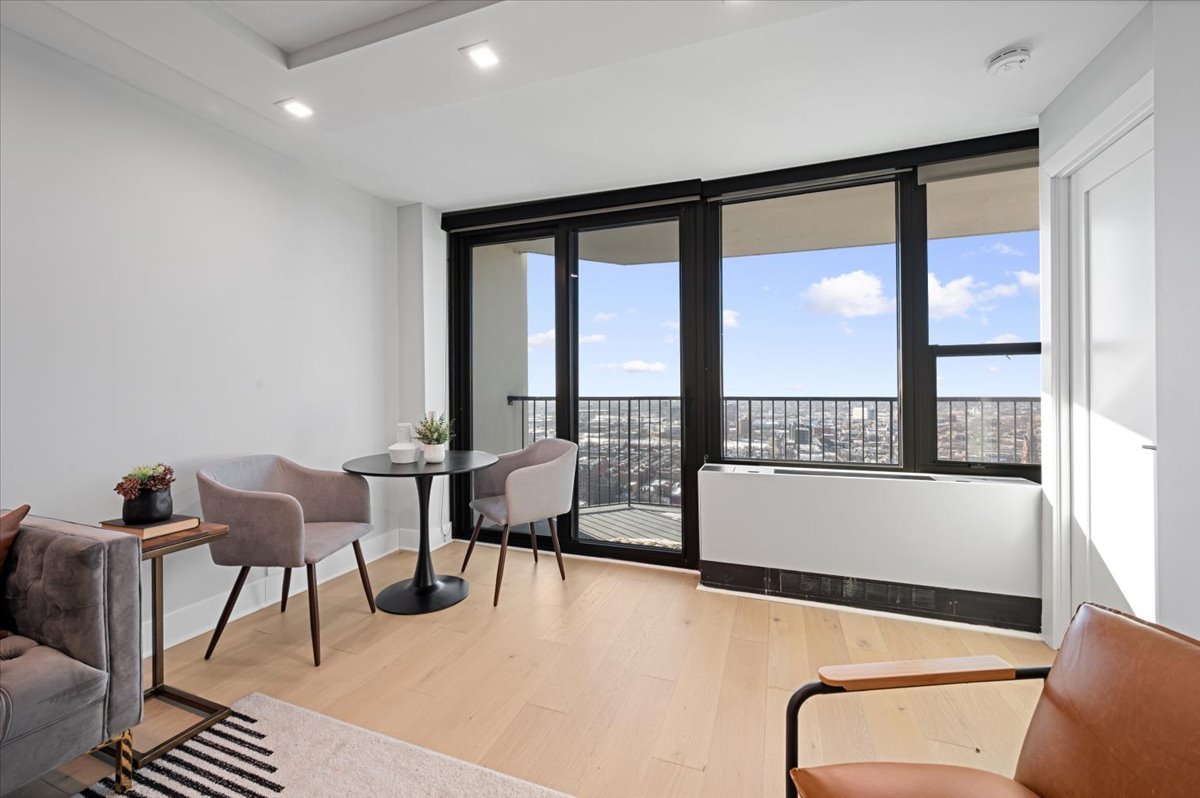 1560 N Sandburg Terrace Unit: 4011J