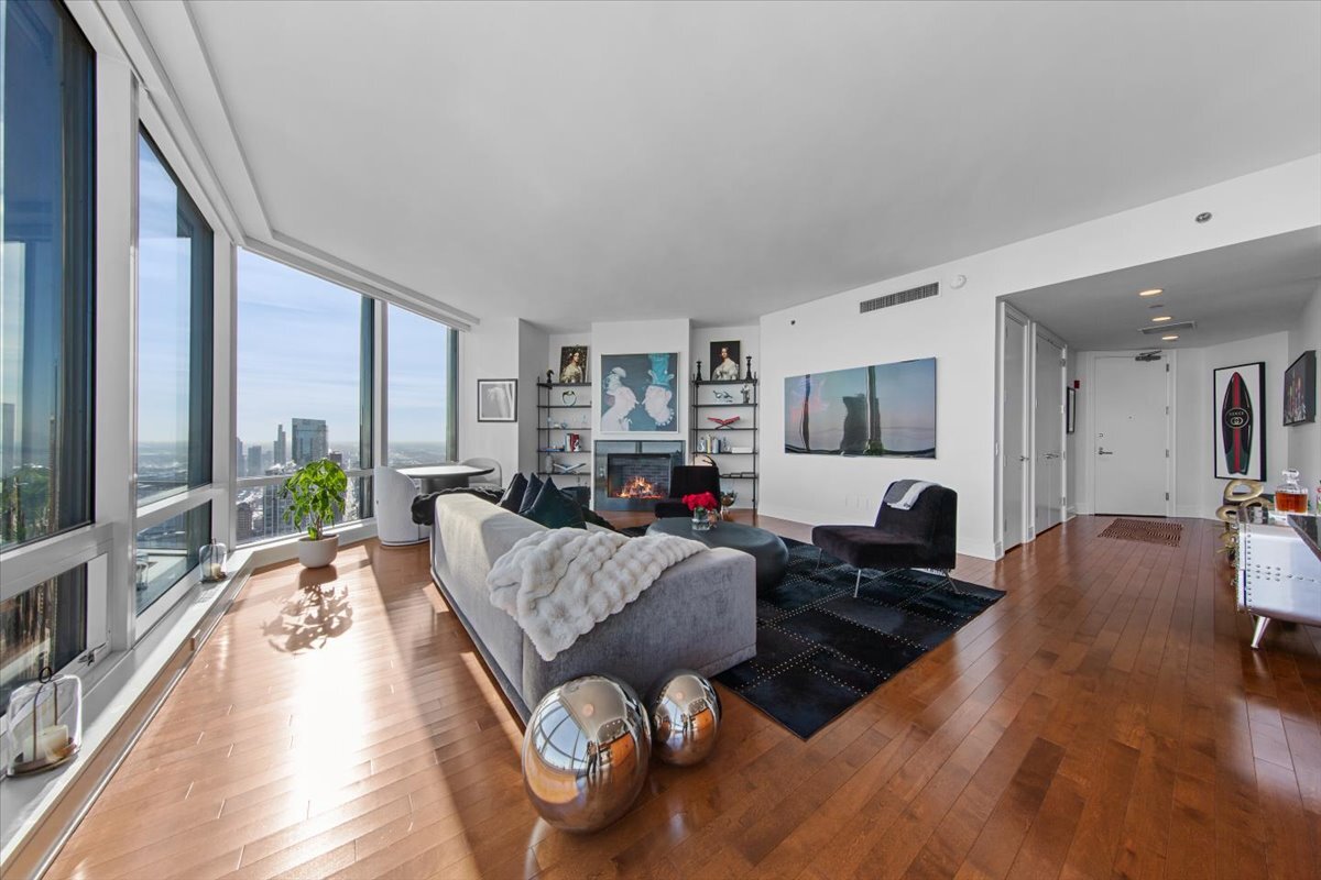 401 N Wabash Avenue Unit: 55G