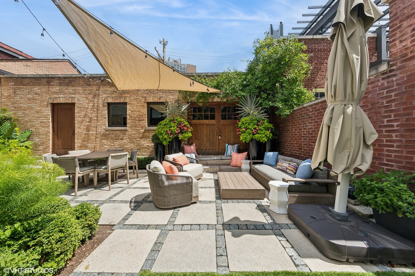 1841 N Orleans Street