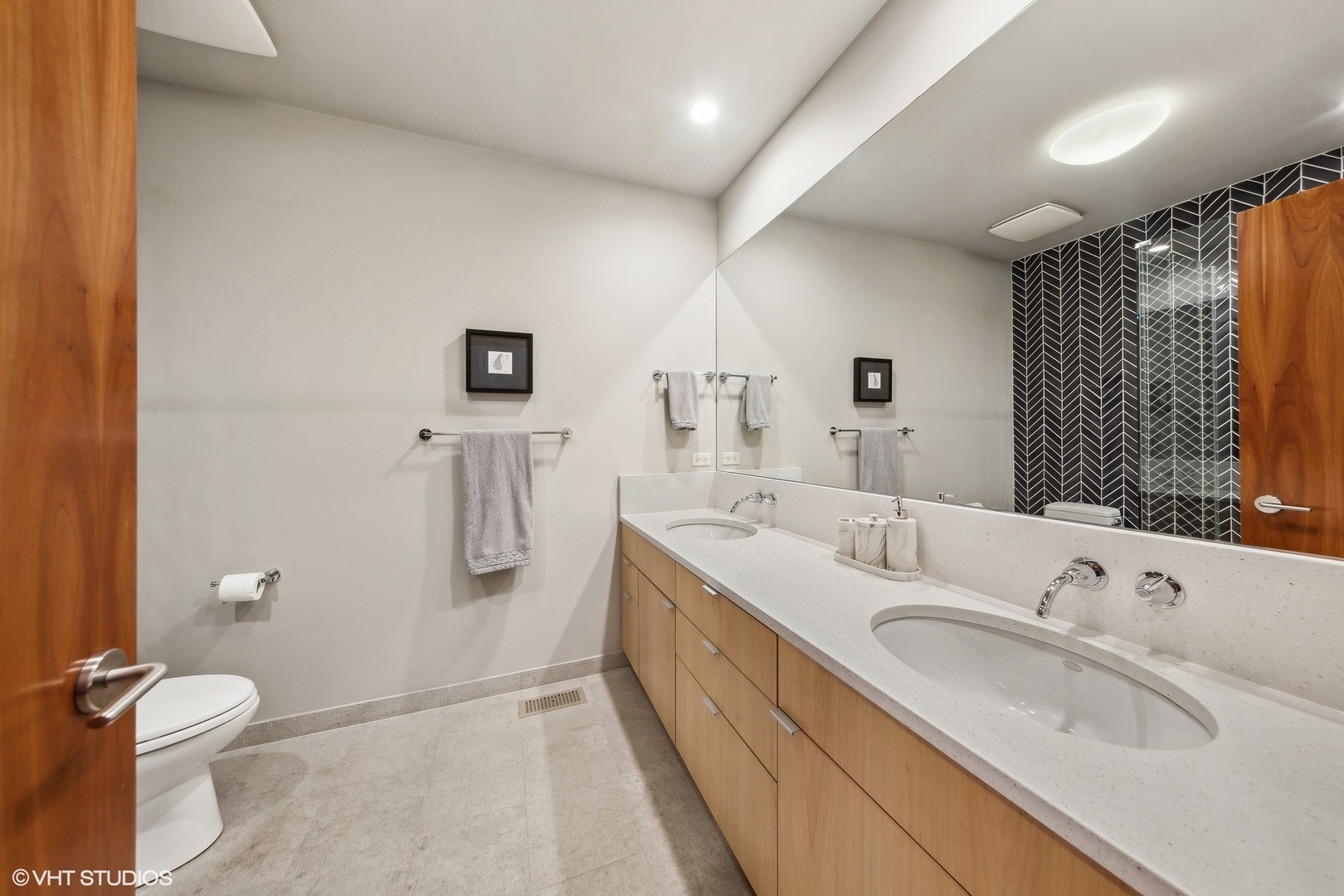 1841 N Orleans Street