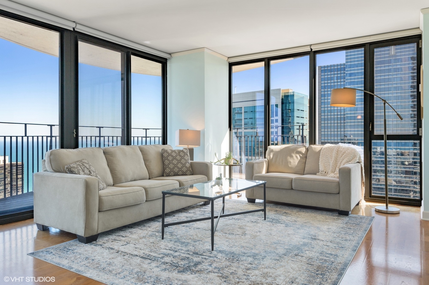 225 N Columbus Drive Unit: 6006