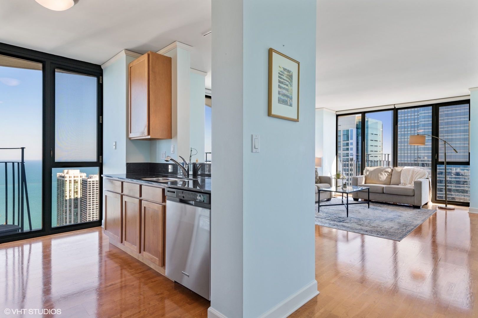 225 N Columbus Drive Unit: 6006