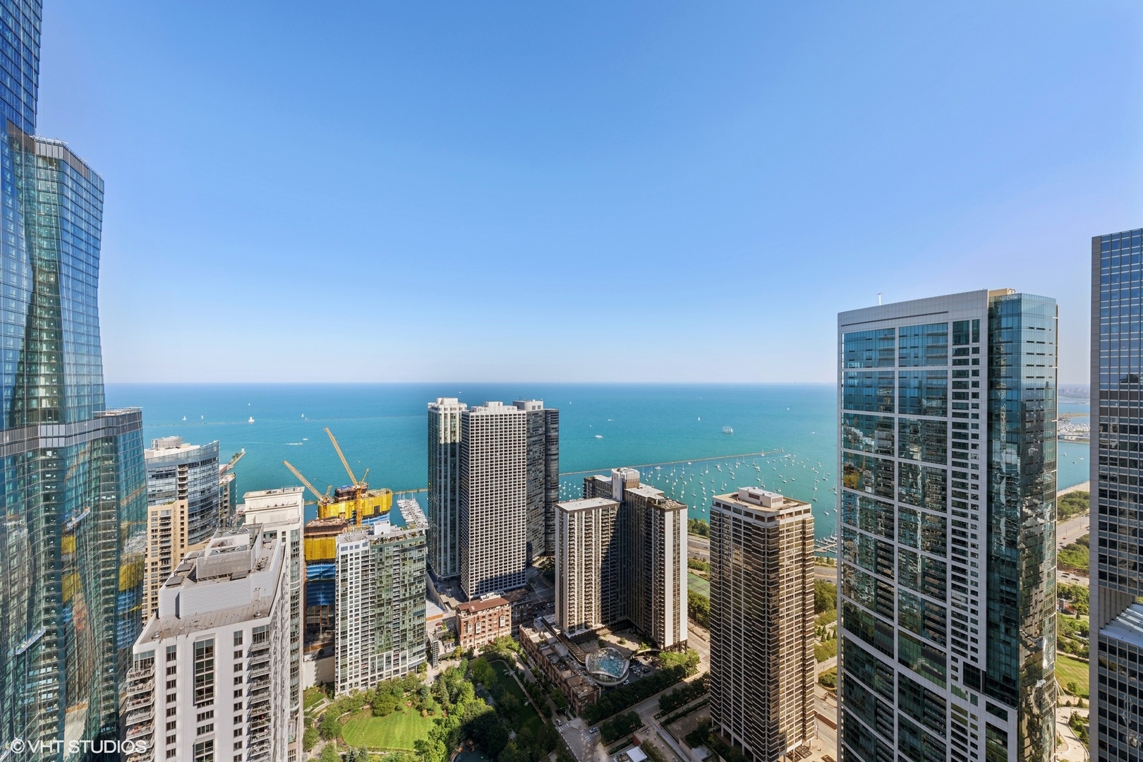 225 N Columbus Drive Unit: 6006