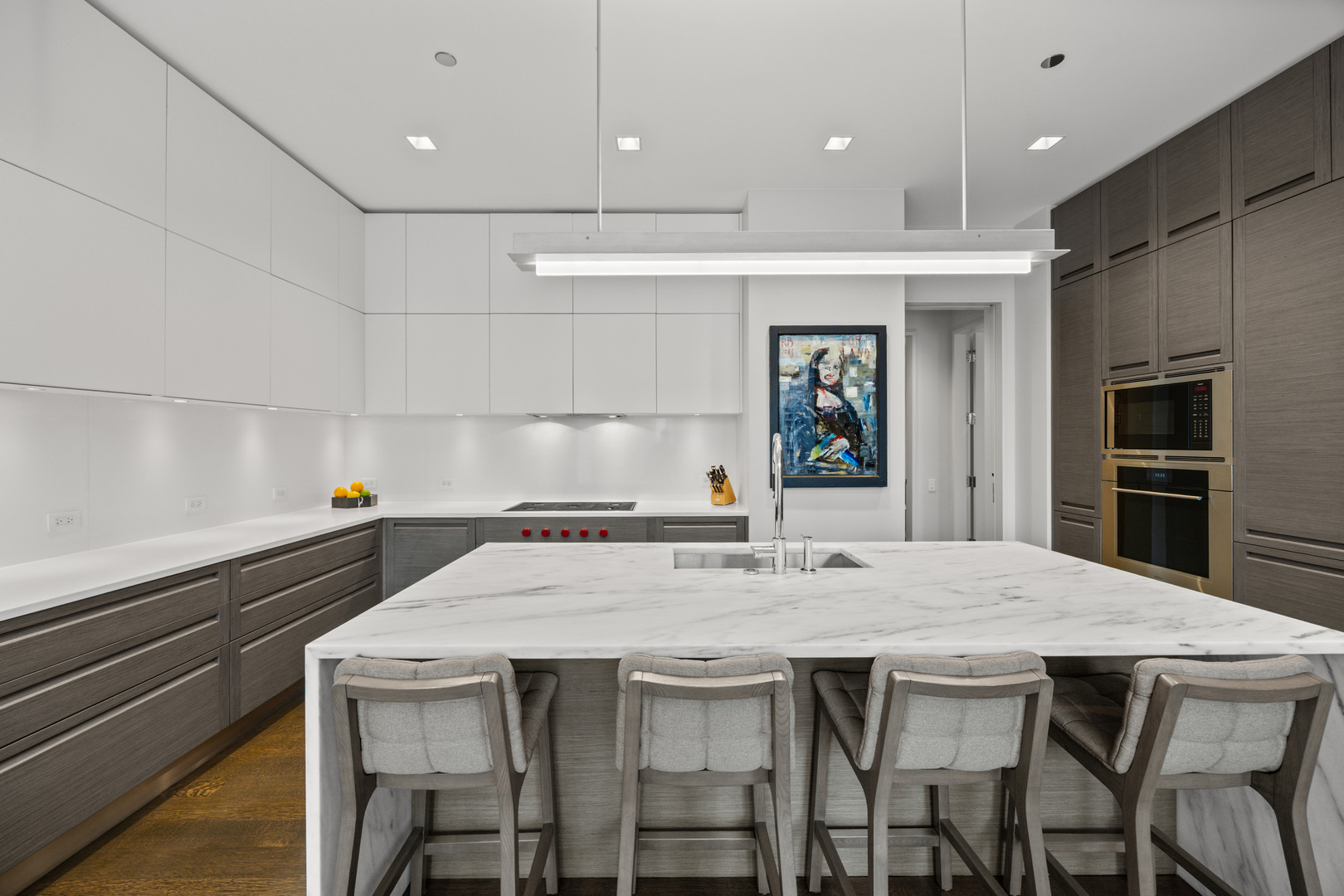 4 E Elm Street Unit: 12S