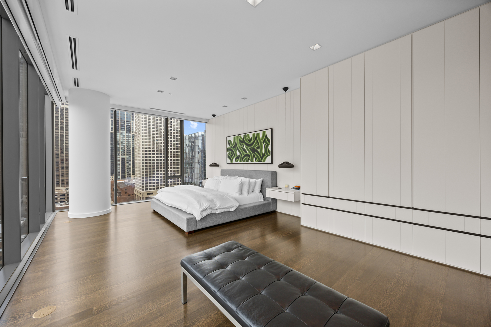 4 E Elm Street Unit: 12S