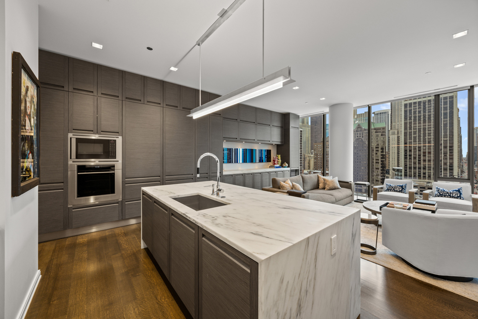 4 E Elm Street Unit: 12S