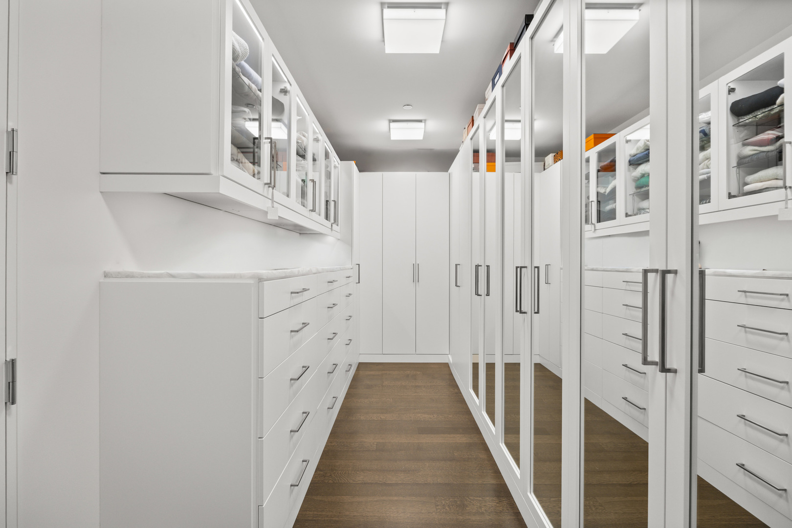 4 E Elm Street Unit: 12S