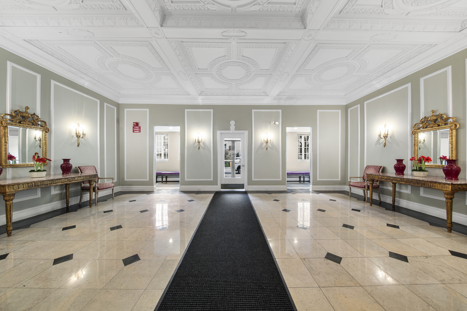 415 W ALDINE Avenue Unit: 2A