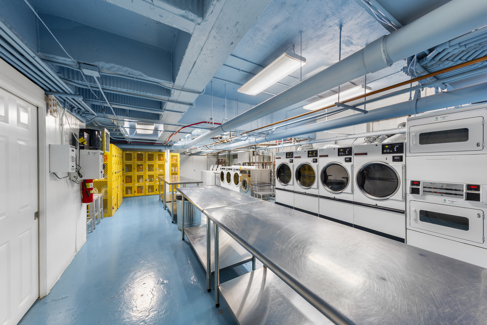 415 W ALDINE Avenue Unit: 2A