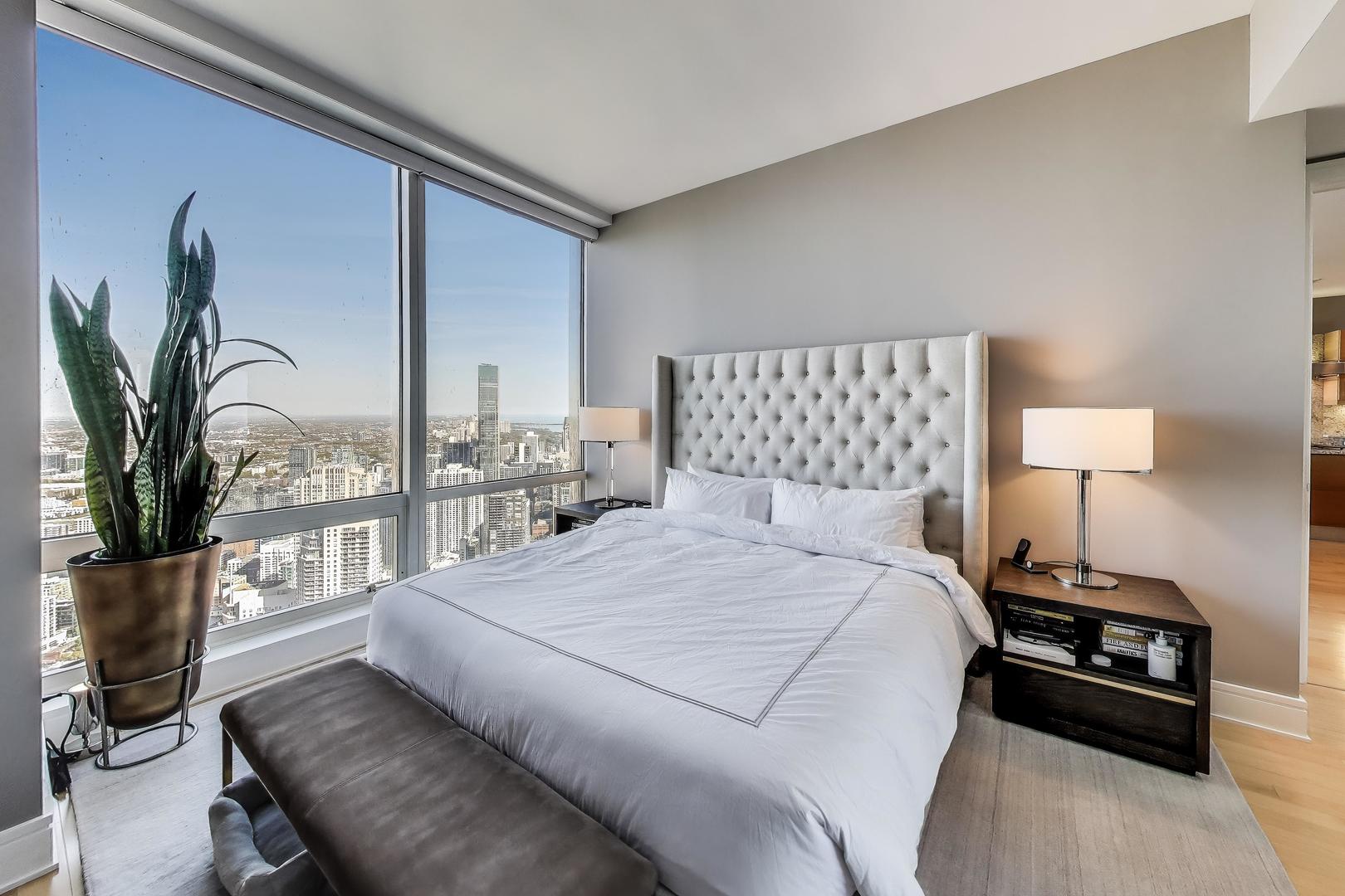 401 N WABASH Avenue Unit: 55C