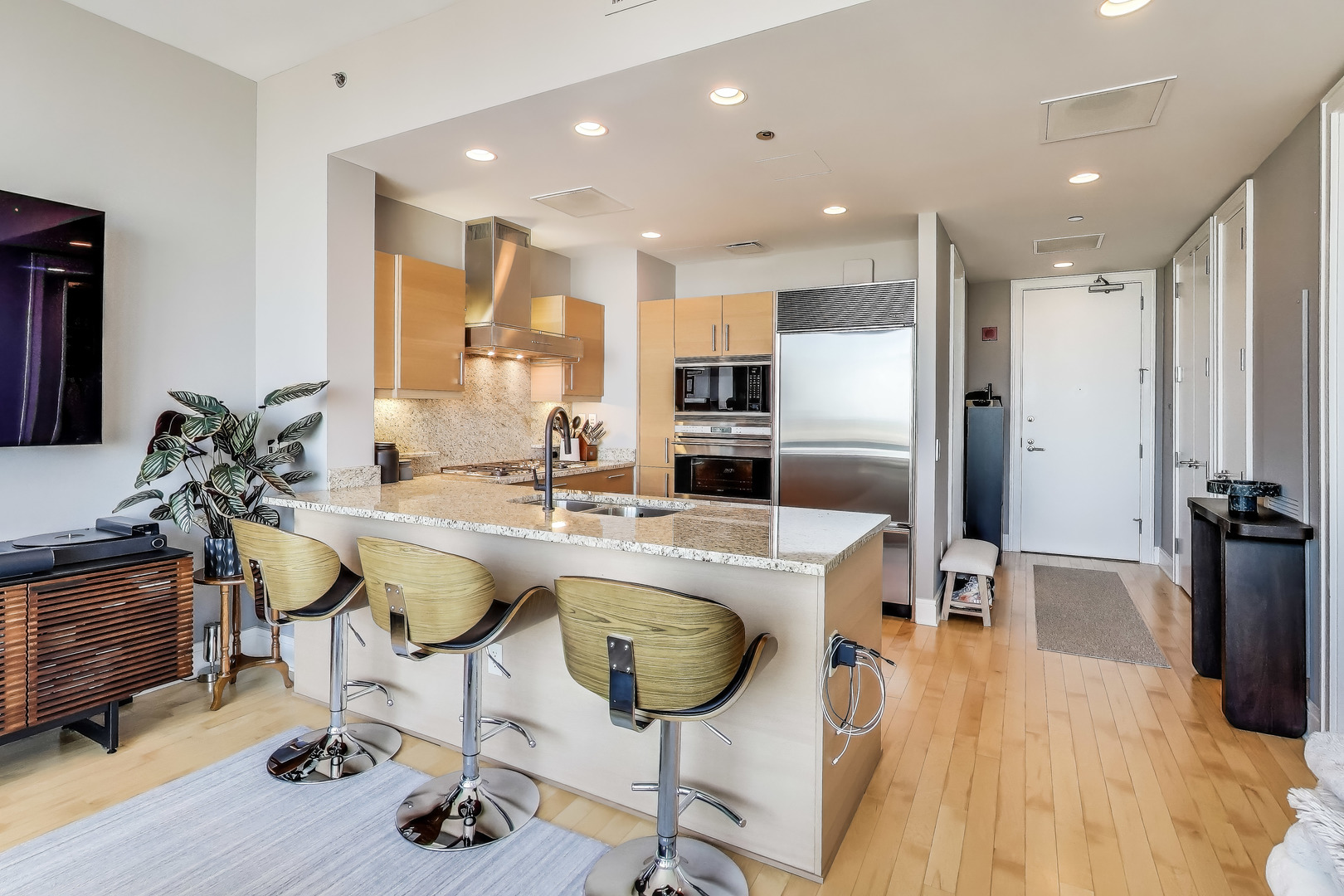 401 N WABASH Avenue Unit: 55C