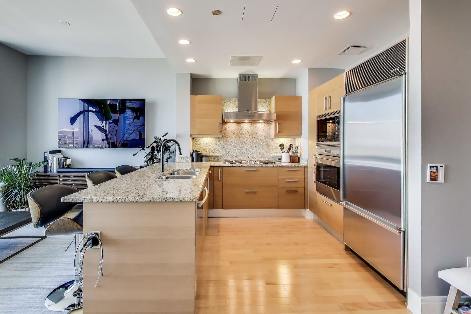 401 N WABASH Avenue Unit: 55C