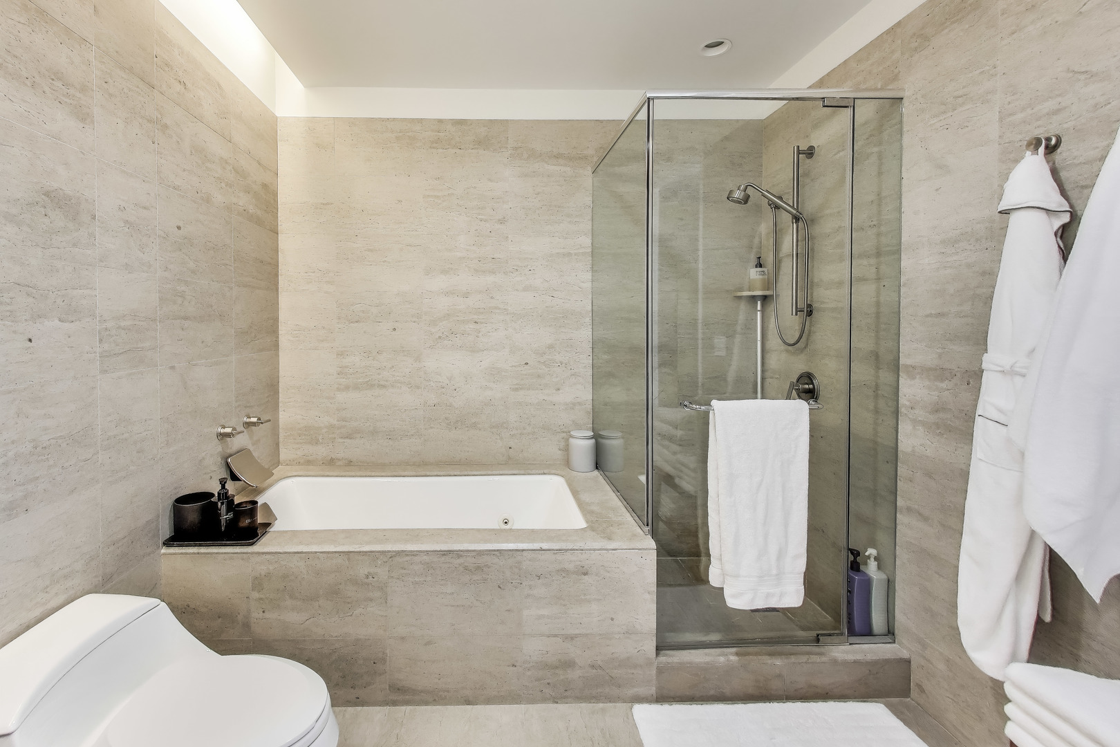 401 N WABASH Avenue Unit: 55C